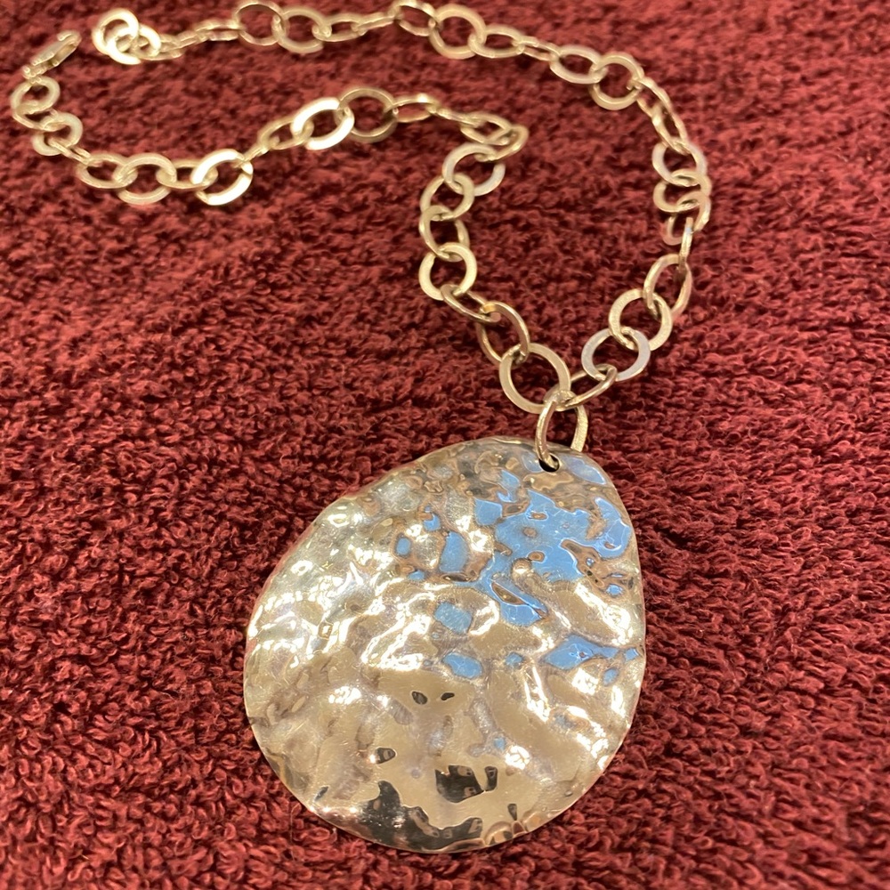 Silpada hammered necklace